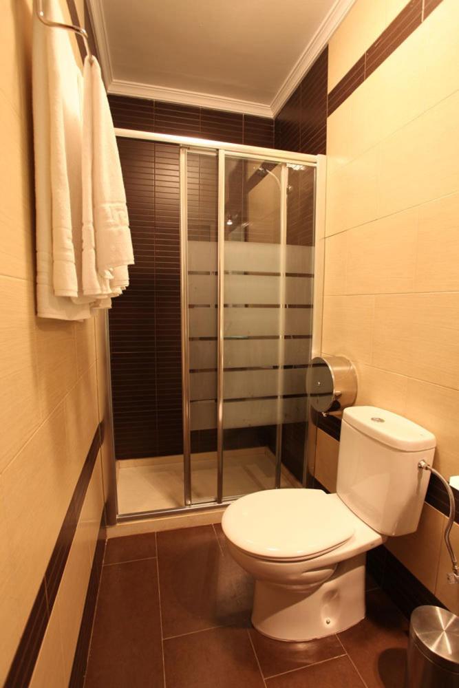Hostal Zurbaran Llerena Extérieur photo